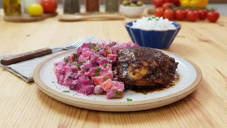 Receta de Pollo al Horno con Ensalada Rusa